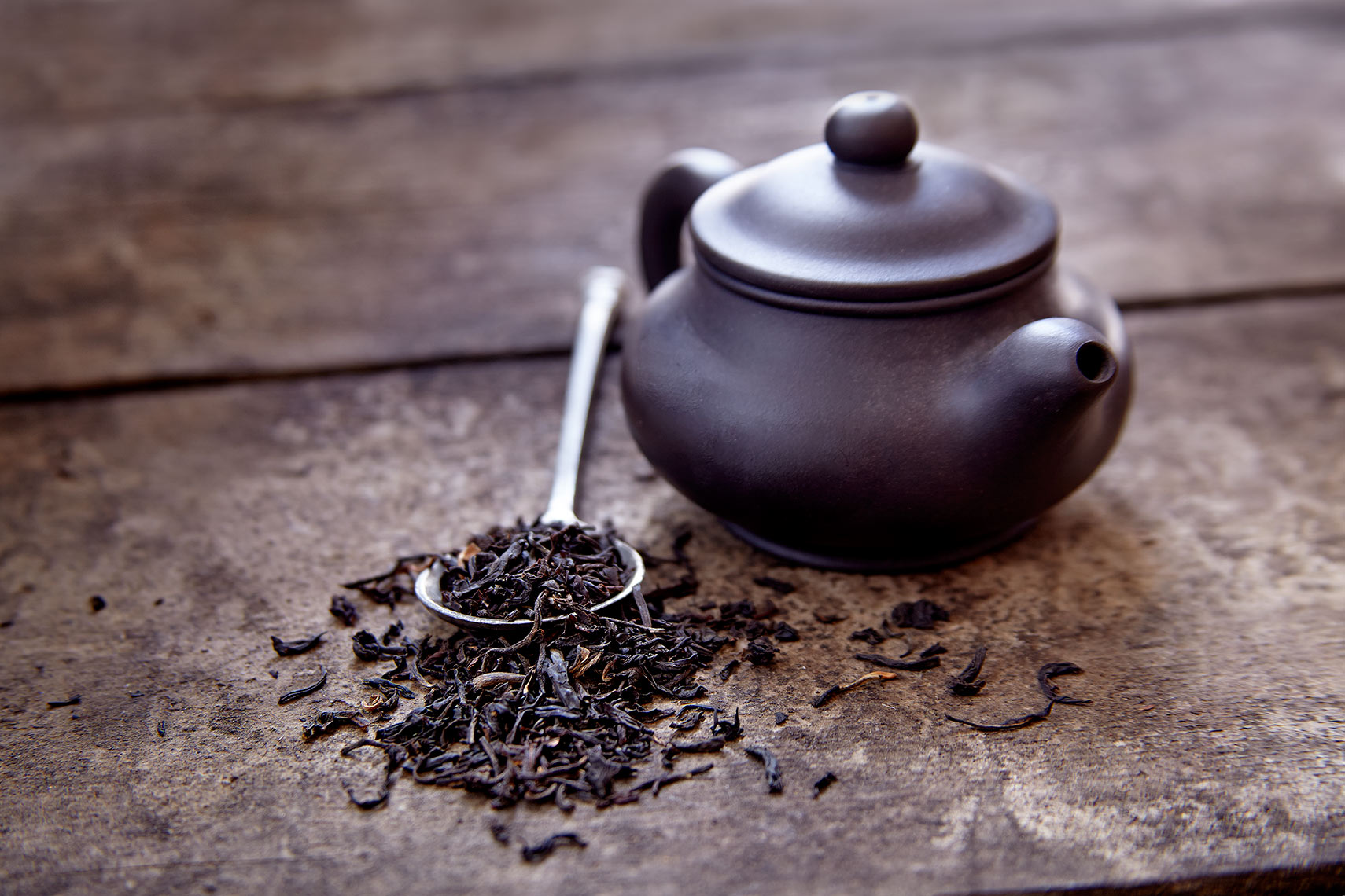 Numi-Loose-Tea-and-Pot