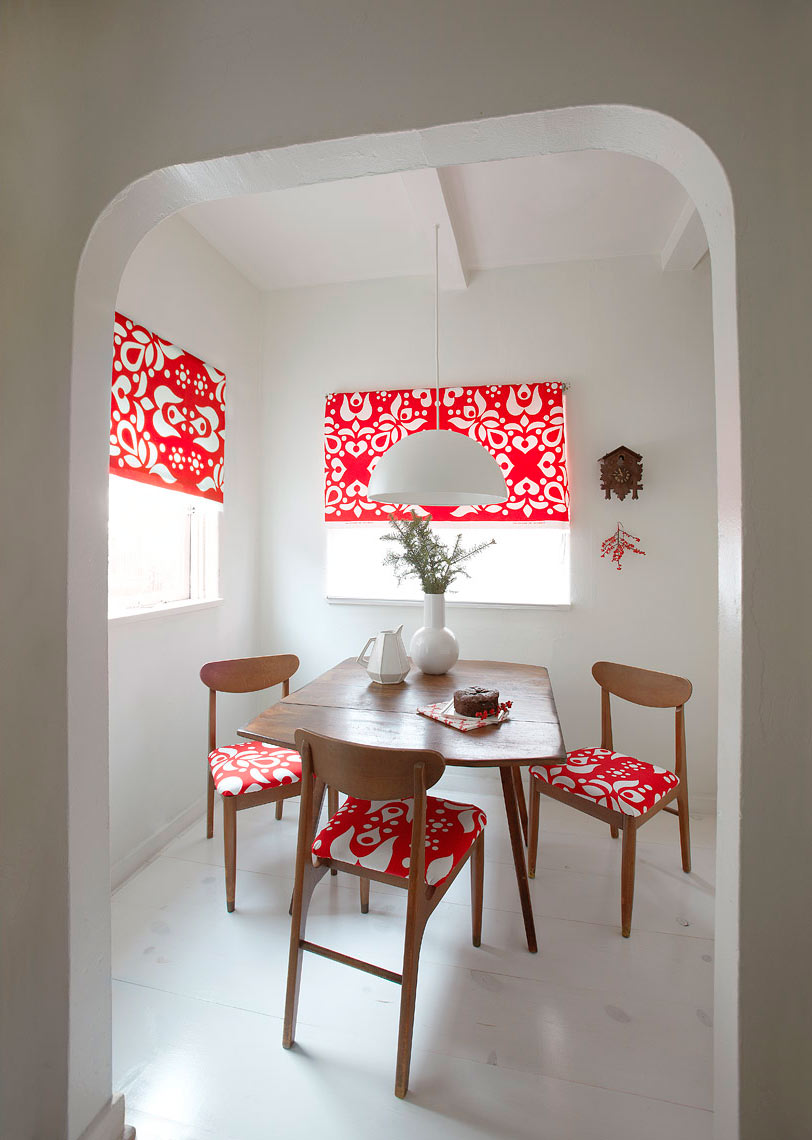 Red-and-White-Dining-Room